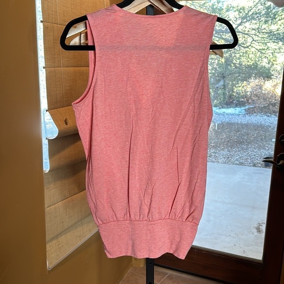 Garnet Hill Coral Banded Surplice Knit Tank Size Small - Picture 7 of 7